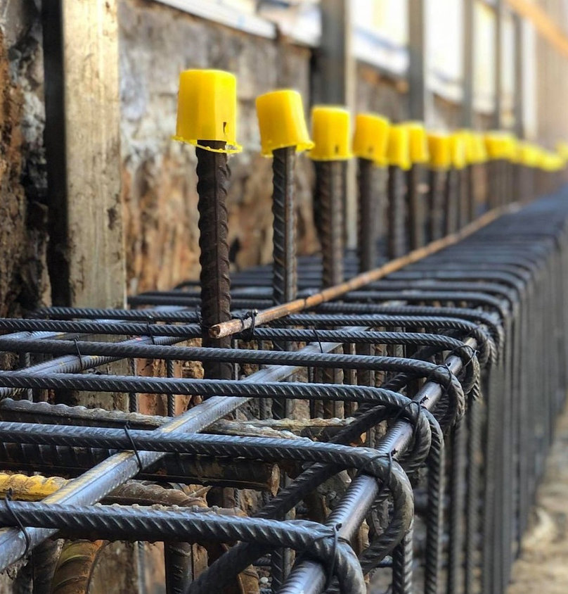 Reinforcement bar tying on site